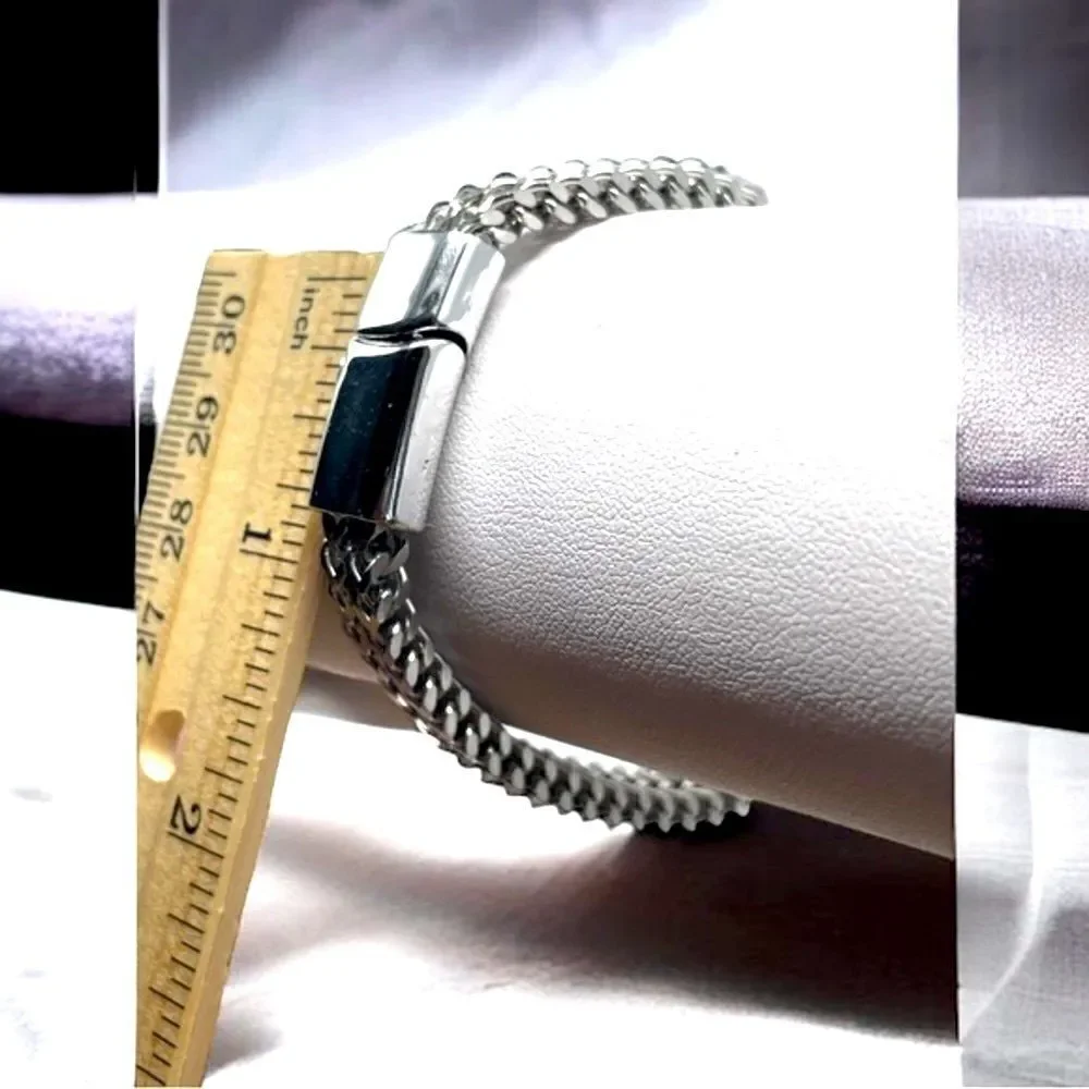 Men’s Stainless Steel l Bracelet l Magnetic Closure l Unisex l 8” l New
